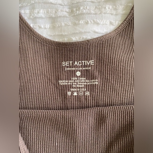 Set Active Waffle Knit Scoop Neck Logo Cropped Tank Top Brown Smoke Size M or L - Picture 5 of 8